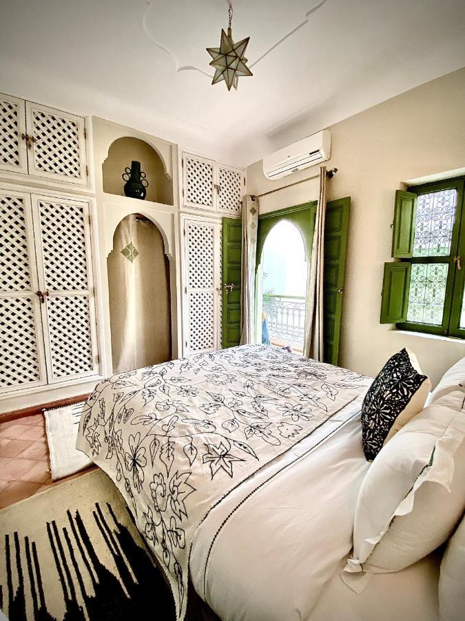 Riad Dar Adal Exclusivite 2 A 6 Personnes Petit Dejeuner Compris Place Jemaa El Fna Marrakesh Esterno foto