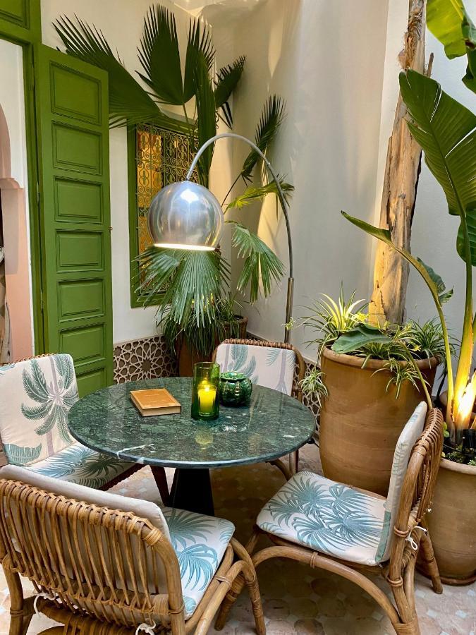Riad Dar Adal Exclusivite 2 A 6 Personnes Petit Dejeuner Compris Place Jemaa El Fna Marrakesh Esterno foto